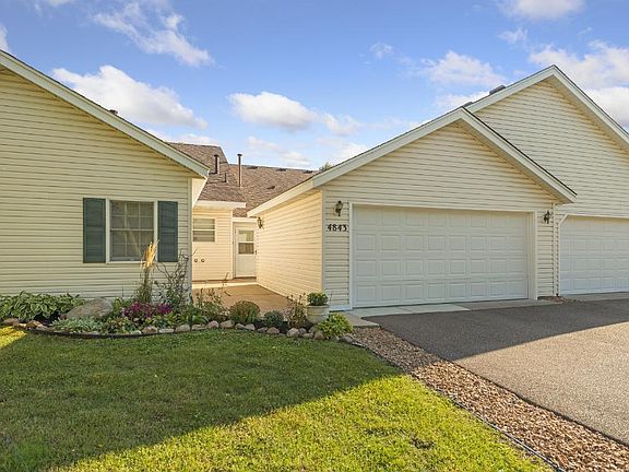3rd image of 4843 Orchid Ln N