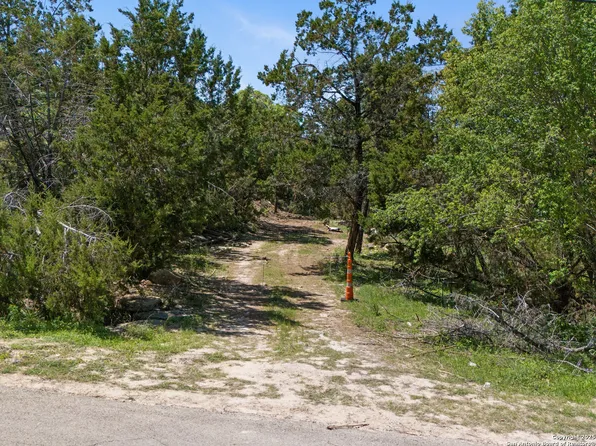 1056 Scenic Run LOT 66, Canyon Lake, TX 78133