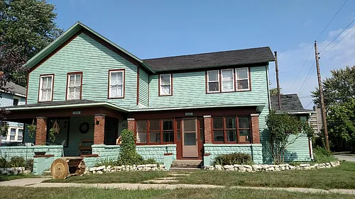 326 State St Photo 1