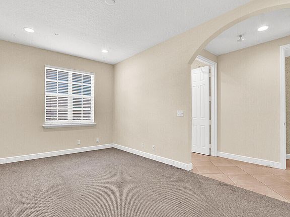 4th image of 118 Osceola Lane