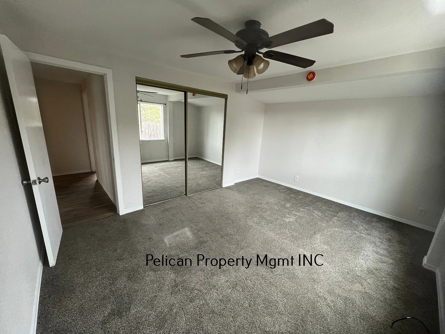 1906 Johnson Avenue - 1 — Photo 2