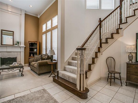 4th image of 3112 Breton Dr
