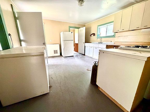 5th image of 6262 W Edgar St Lot 4 & 1/2