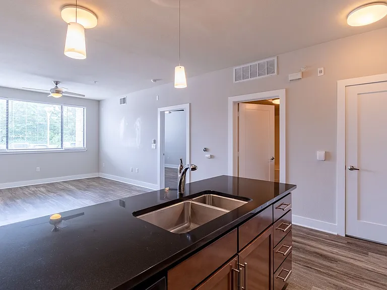 3016 Guadalupe St #208 — Photo 7