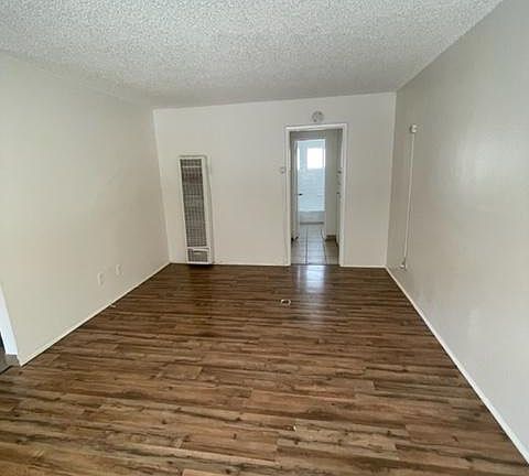 5th image of 1730 N Fair Oaks Ave #3