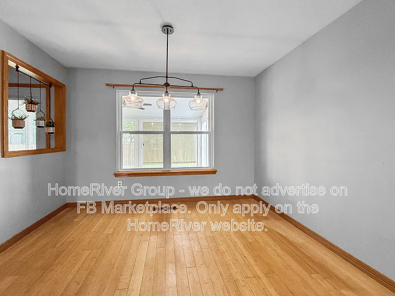 4 bed, 3.0 bath, 2829 sqft, $2,400 — Photo 4