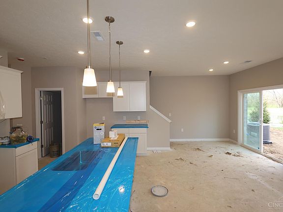 5th image of 7235 Grandway Dr #6