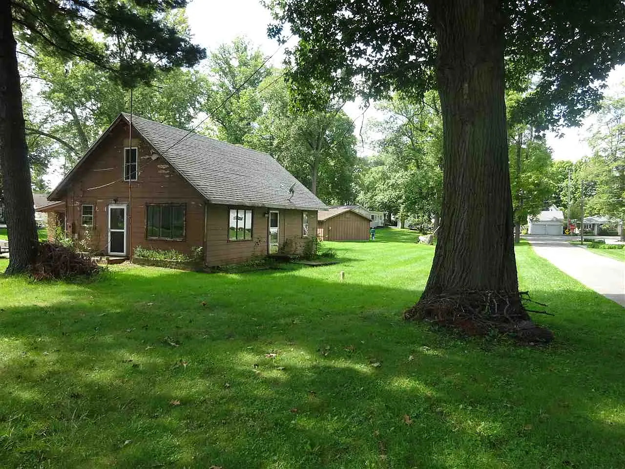10497 N Green Ave photo 1
