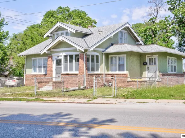 1711 Military Ave, Omaha, NE 68111