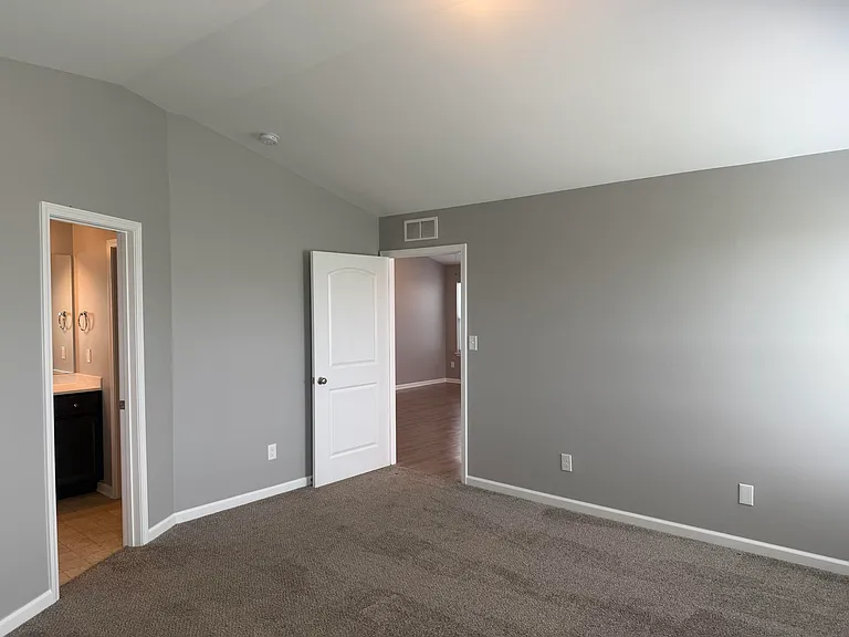 2320 Tanksley Way — Photo 5