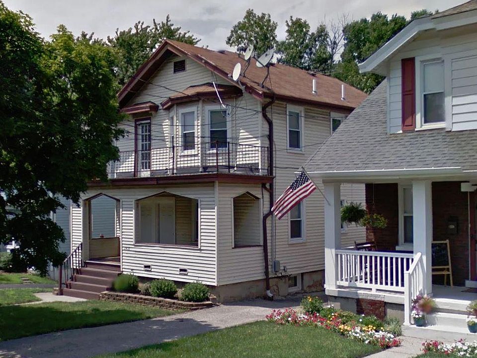 1st image of 2416 Lysle Ln