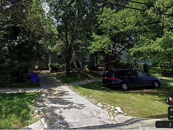 Cement driveway for exclusive tenant use