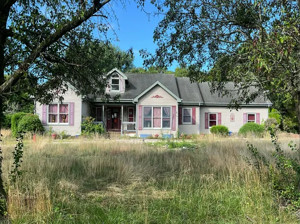 800 Blue Teal Dr, Galloway, NJ 08205