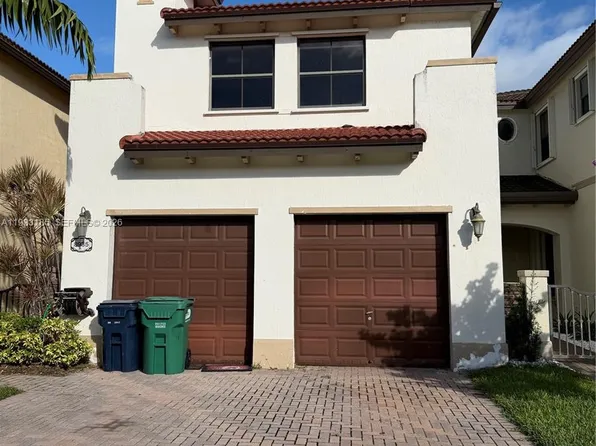 8935 SW 228th Ln, Cutler Bay, FL 33190