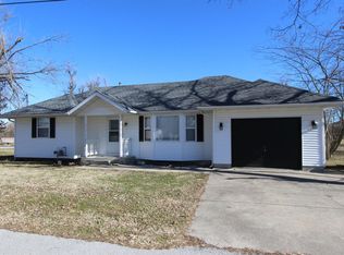 2540 E County Line Rd, Seymour, MO 65742