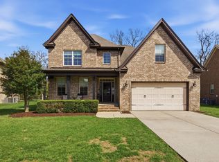 8036 Fenwick Ln, Spring Hill, TN 37174