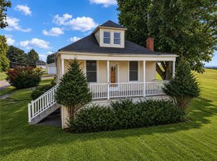 253 Lanik Rd, Bentleyville, PA 15314