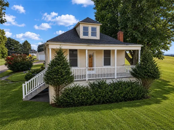 253 Lanik Rd, Bentleyville, PA 15314