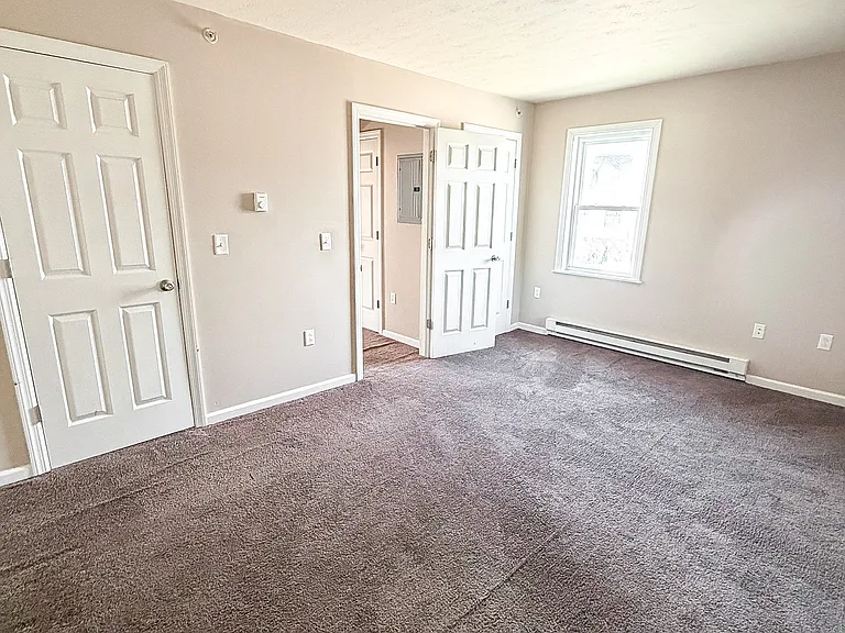 319 N Broadway St #A — Photo 7