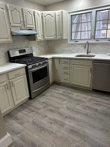 354 Hoyt Ave #2 Photo 1