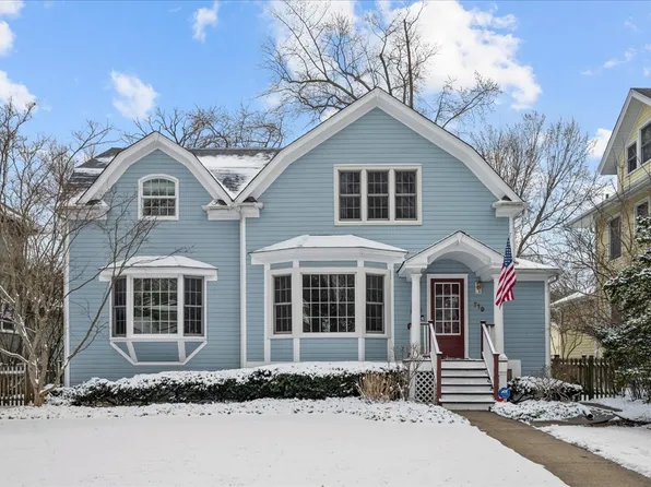 719 Washington Ave, Wilmette, IL 60091