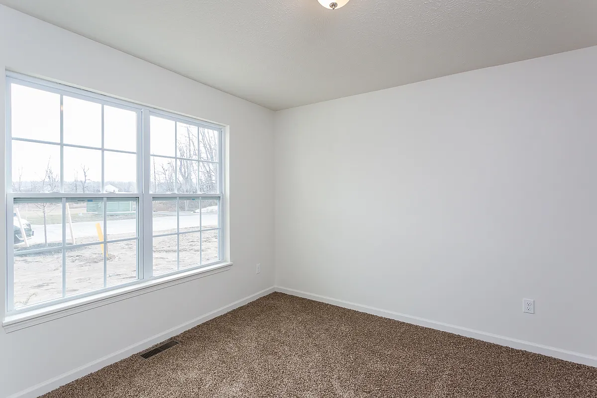 Ivy Bridge Extension 2 Br Ranch — Photo 3