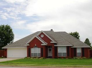 1196 Dick Smith St, Springdale, AR 72764