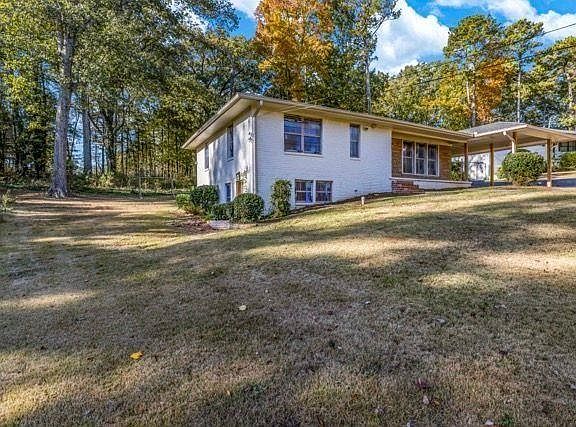 2nd image of 2323 Tilson Cir