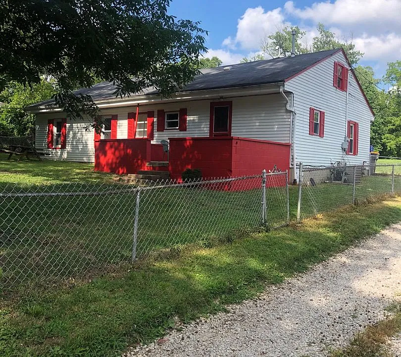 2313 N Headley Rd