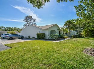 400 Cedar Ridge Ct, Oldsmar, FL 34677