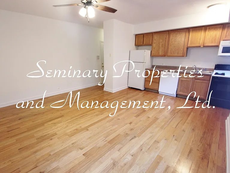 Great apartments in the heart of Uptown, one block from the red line — Photo 20