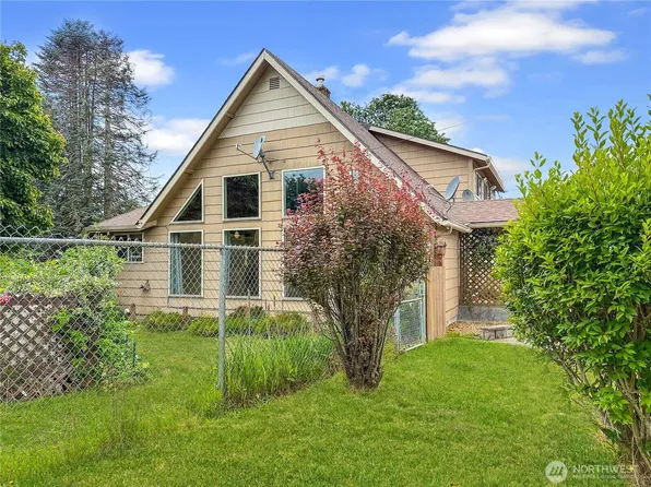 55 Irving Street, Cathlamet, WA 98612