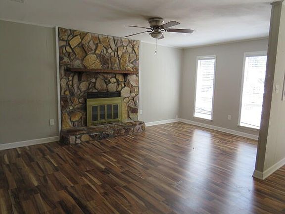 3rd image of 2217 Glynn Arven Court