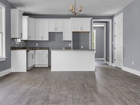 5th image of 1588 N Michelle Cir
