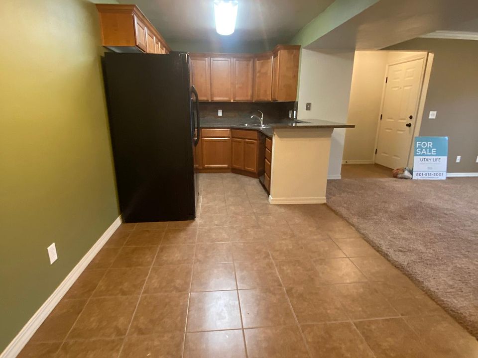 1st image of 808 E Cedar Pine Ct APT 20