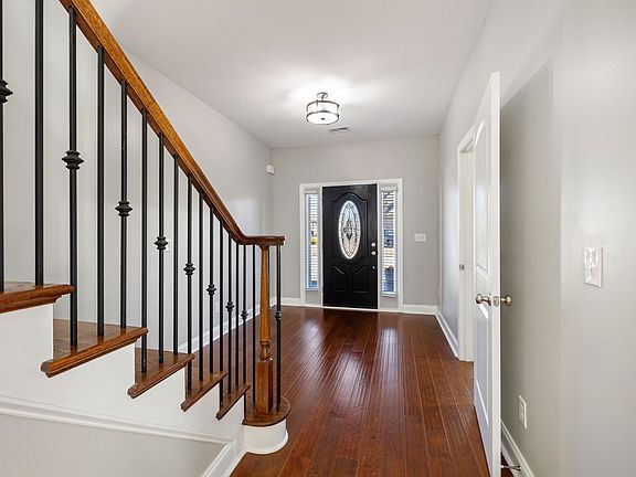 5th image of 760 Curlew Cir