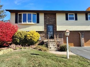 5309 Bossler Rd, Elizabethtown, PA 17022