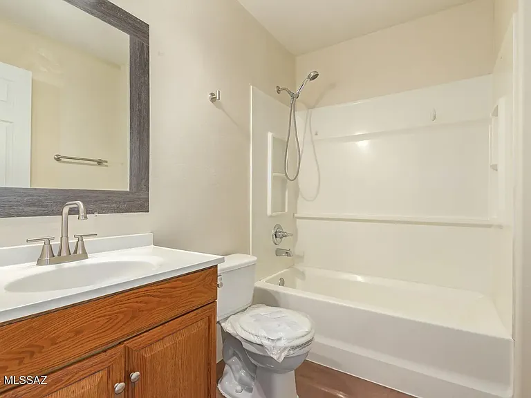 533 W San Xavier St — Photo 8