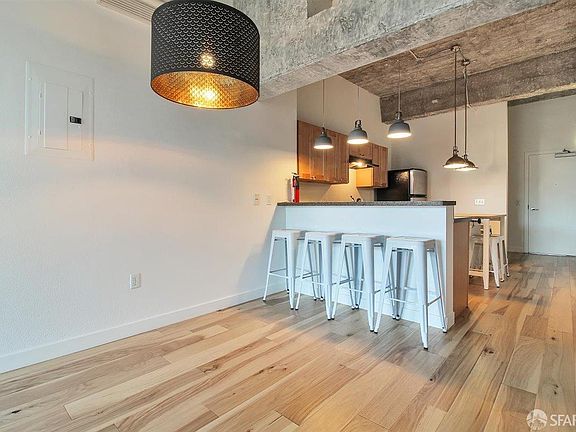 4th image of 942 Market St #601