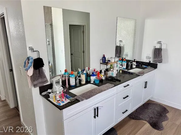 724 Emerson Creek Ct, North Las Vegas, NV 89084