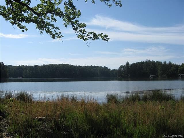 2nd image of 9520 Lake James Rd #6