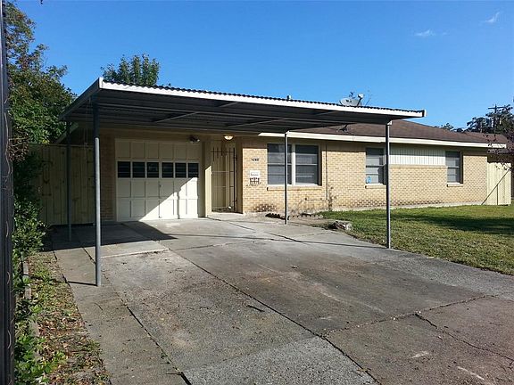 2nd image of 2931 Barksdale Dr