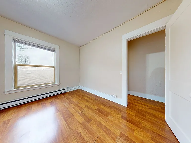 Roycroft Apartments — Photo 31
