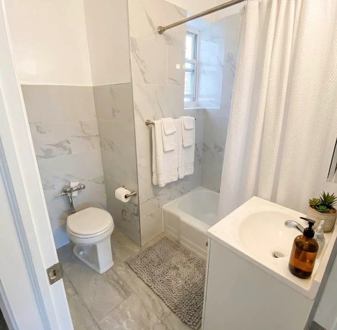 515 East 82nd Street — Photo 4
