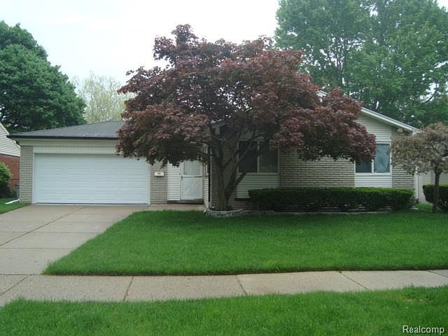1st image of 14940 Heyer St