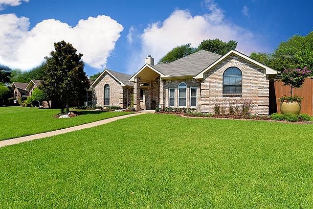 1st image of 205 Hill Dr