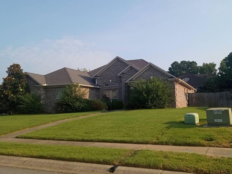 2nd image of 400 Grant Dr