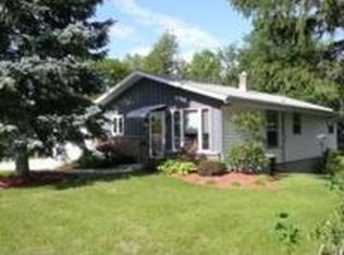 1221 Green Tree Rd, West Bend, WI 53090