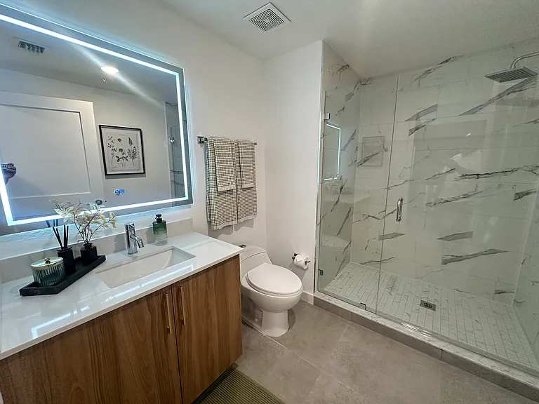 2035 Taylor St #A — Photo 7