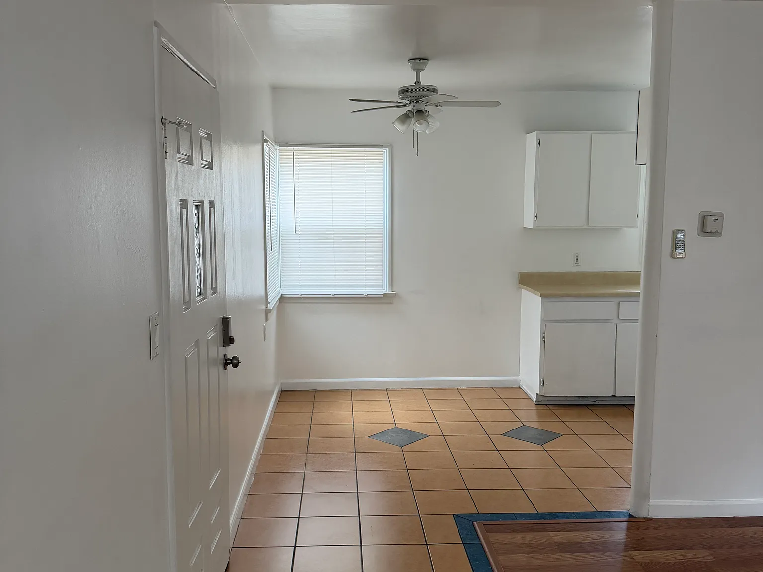 131 W Cherry Ave — Photo 4